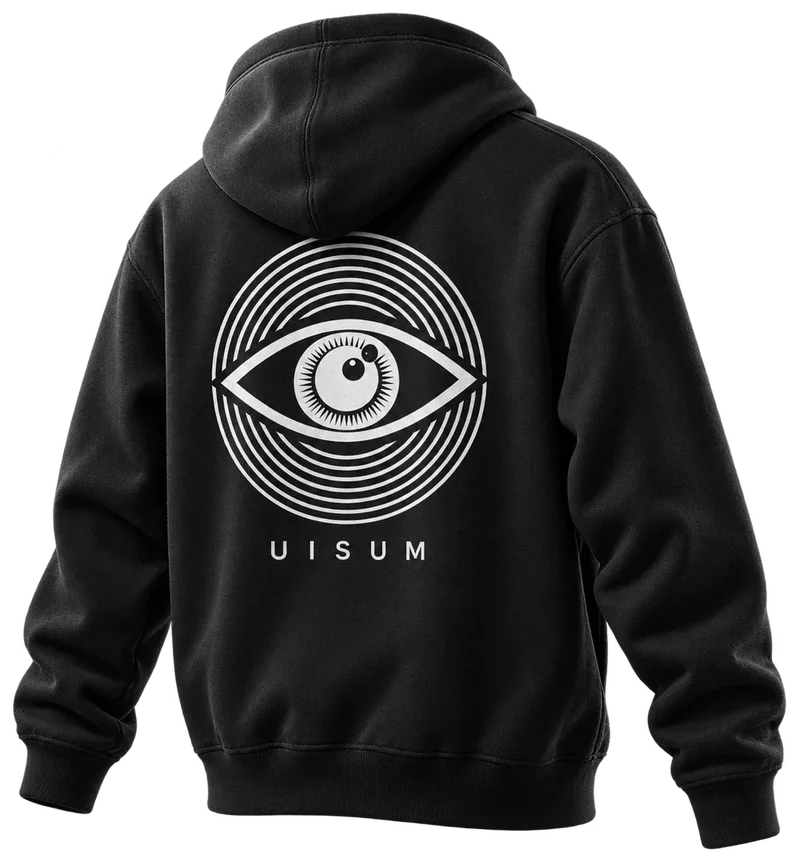 Schwarzer Hoodie, auf dem Rücken das Uisum-Auge